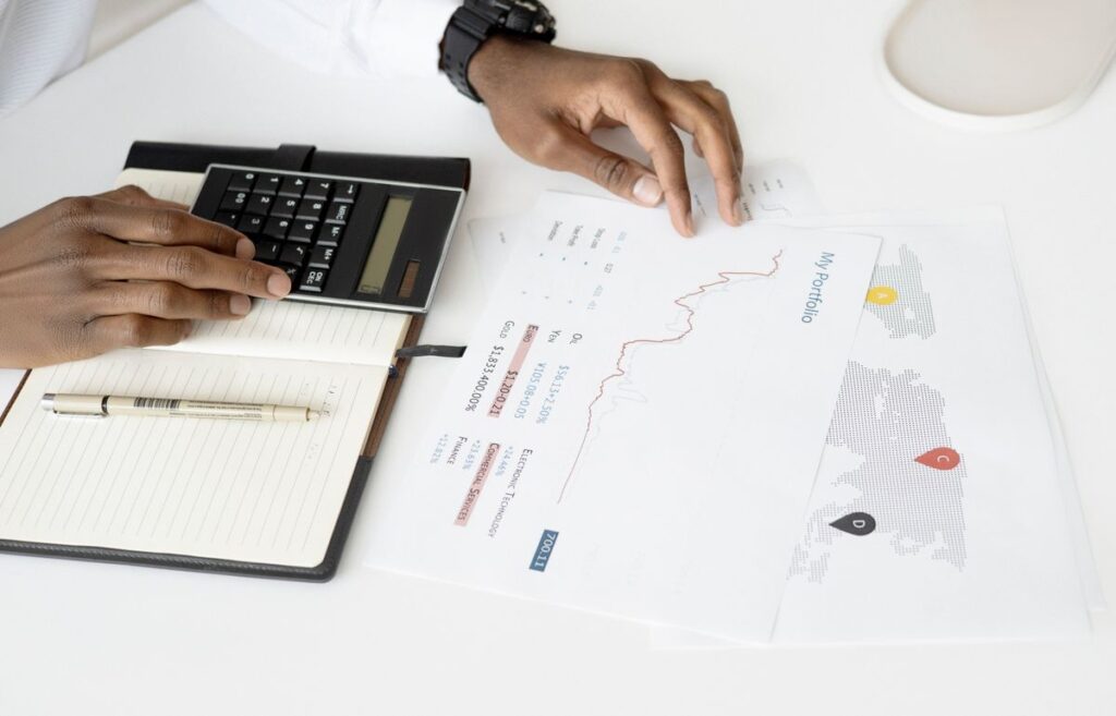Consultoria de Branding Vale a Pena? Custo, ROI e a Hora Certa de Contratar